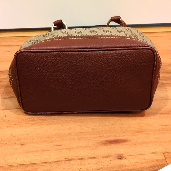 Dooney & Bourke  GUC Canvas Monogram Brown Tote Purse COA & Registration Card - Picture 5 of 15